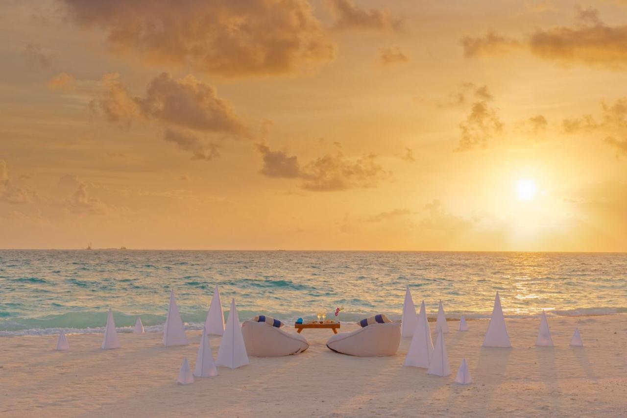 Grand Park Kodhipparu Maldives Hotell Baros Island Eksteriør bilde