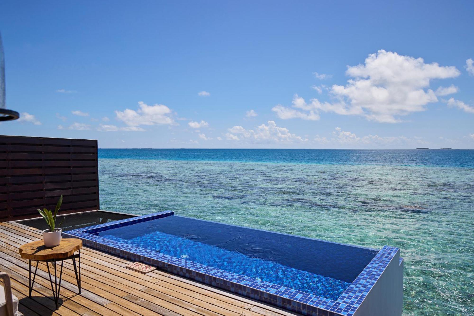 Grand Park Kodhipparu Maldives Hotell Baros Island Eksteriør bilde