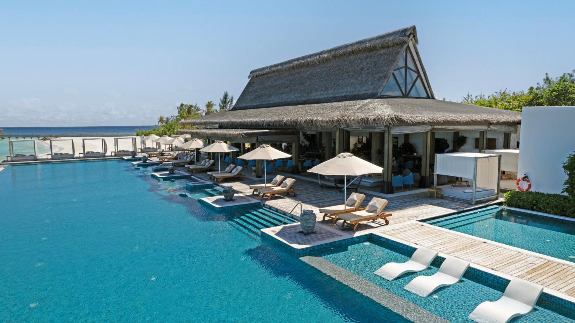 Grand Park Kodhipparu Maldives Hotell Baros Island Eksteriør bilde